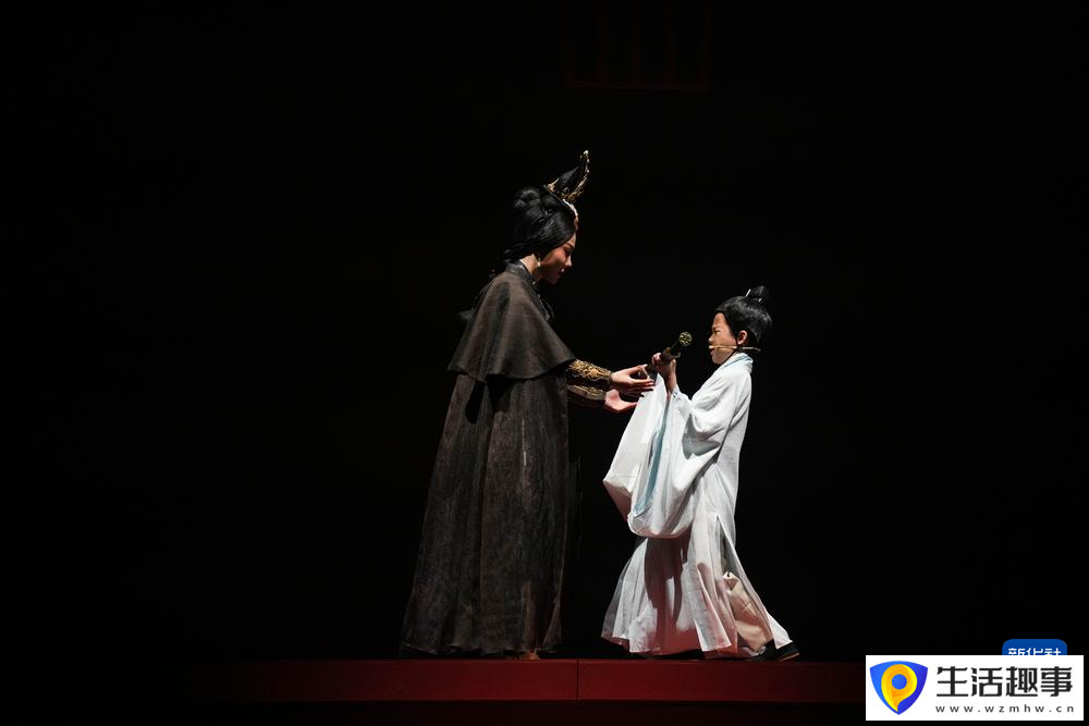 《西汉有戏·辛追的家宴》在长沙演出